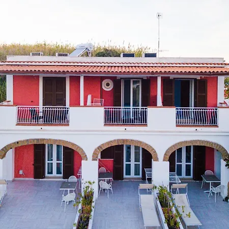 Hotel Cala Dei Romani